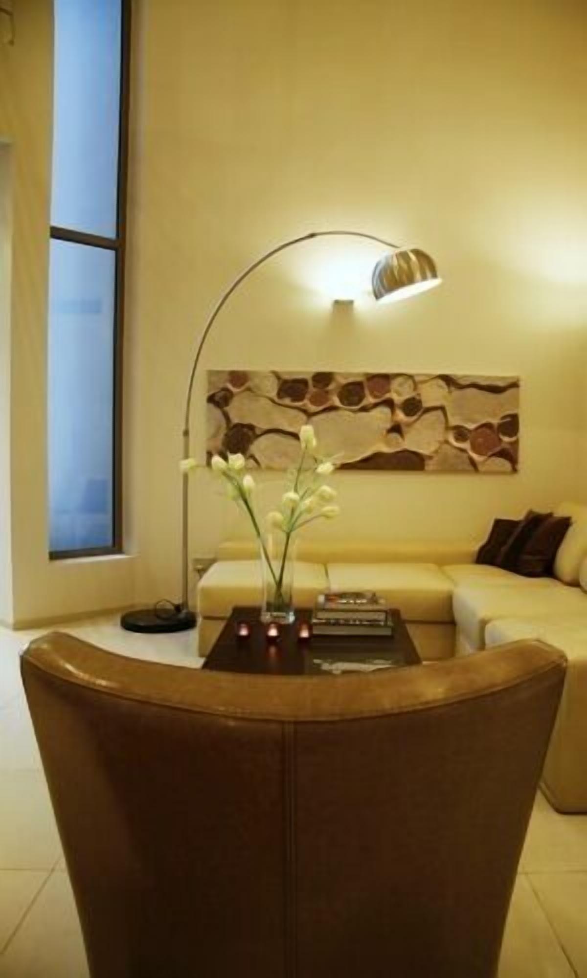 Sea Loft Villas Manama Exteriör bild