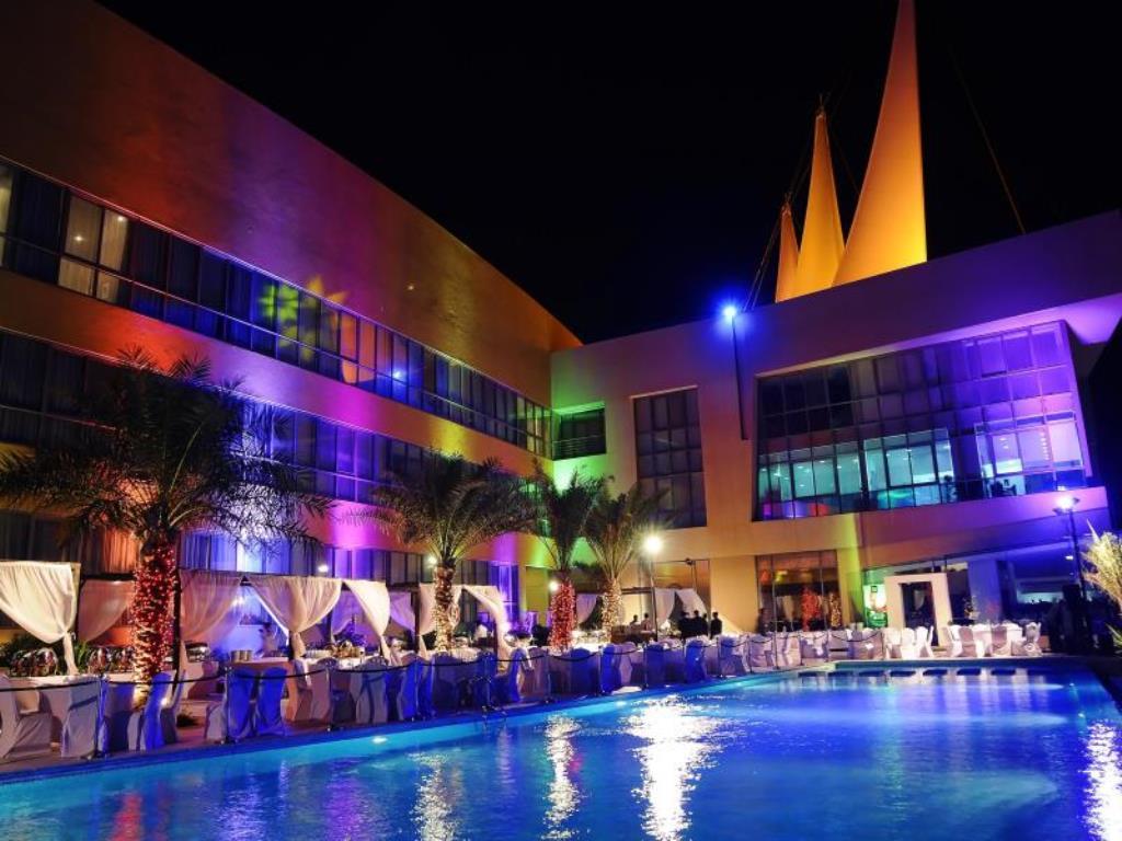 Sea Loft Villas Manama Exteriör bild